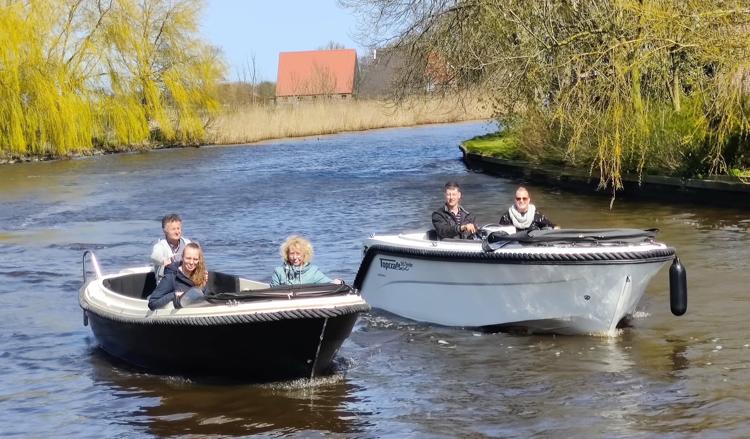 Clever Brigantijn 565 / Topcraft 565 Tender van Sloepverhuur Noord-Fryslân in Burdaard